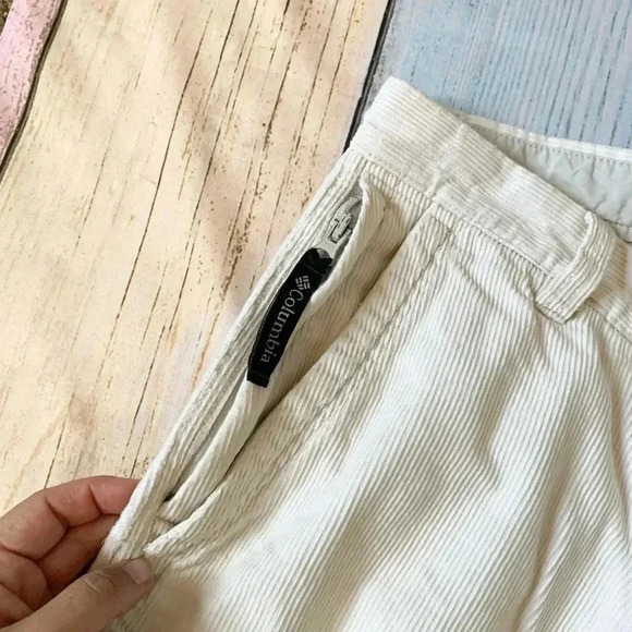 White corduroy Columbia pants - Picture 7 of 10